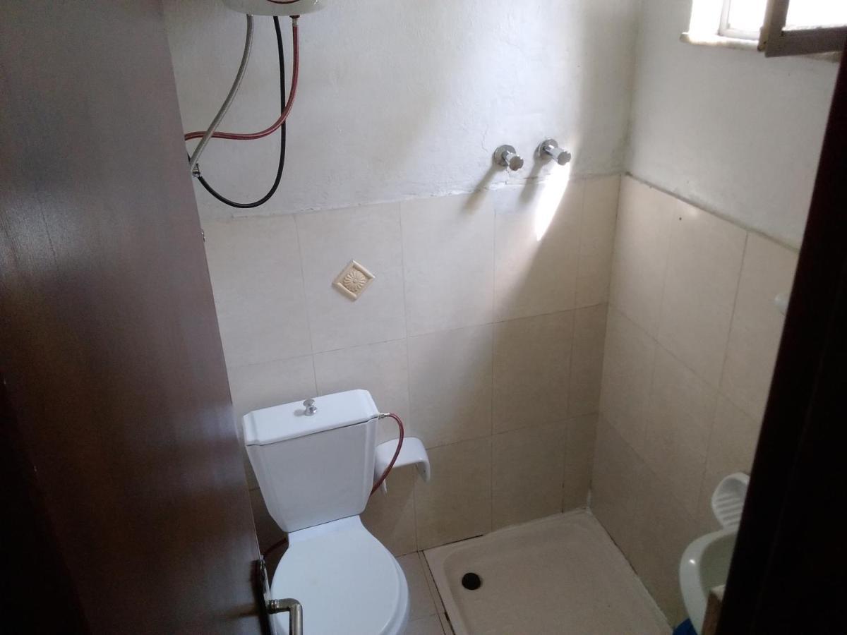 Wib Guesthouse Addis Abeba Esterno foto